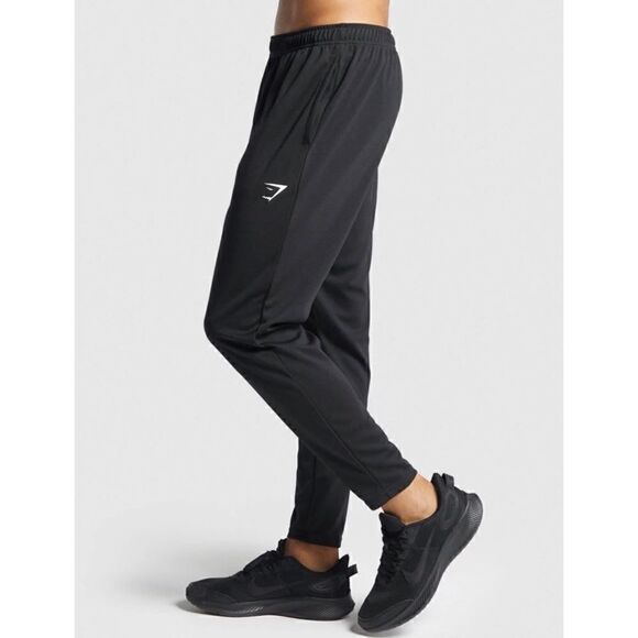 GYMSHARK Arrival Knit Joggers
Black Sz S - Picture 3 of 10